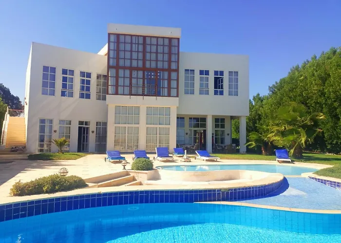 White Villa Phase2 - Elgouna 5Bd